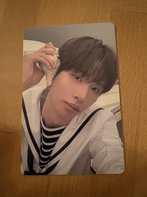 Close Your Eyes Sungmin Seasons Greetings 2026 Photocard