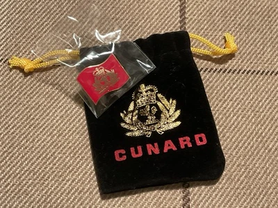 Cunard World Club GOLD Members Pin Badge & Pouch. - Image 1 of 4