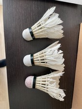 3 Federbälle Badminton