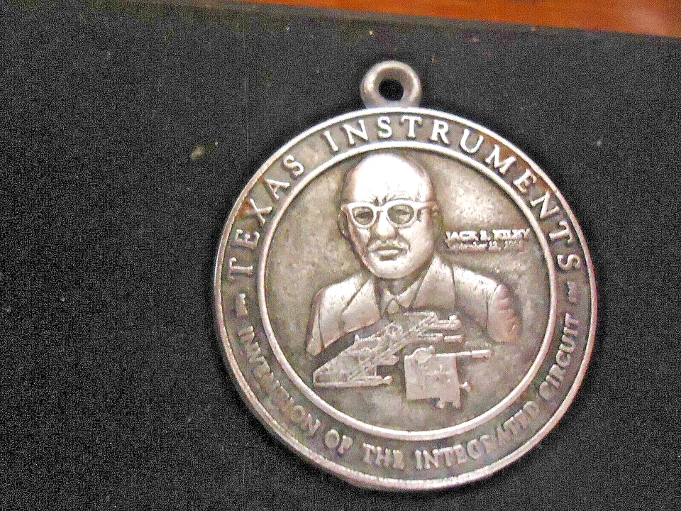 TEXAS  INSTRUMENTS 30th ANNIV.Jack Kilby 1958-1988-INTRGRATED CIRCUIT MEDALLION - Image 3 of 4