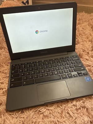Samsung Chromebook 3 - Intel Dual-Core Celeron N3060, 11.6  HD, 4GB ram, 32GB