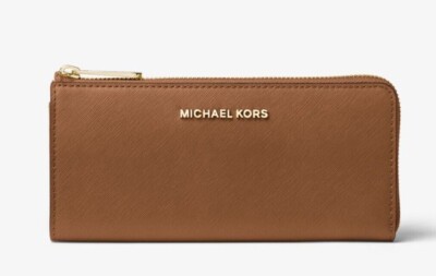 New Michael Kors Jet Set Travel Large Leather Quarter-Zip Wallet