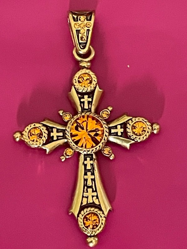Camrose Kross Jackie Kennedy 14 Crosses Gold Crystals Pendant