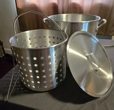 Camp Chef Aluminum Pot & Basket - Includes Lid, Basket & Removal Hook