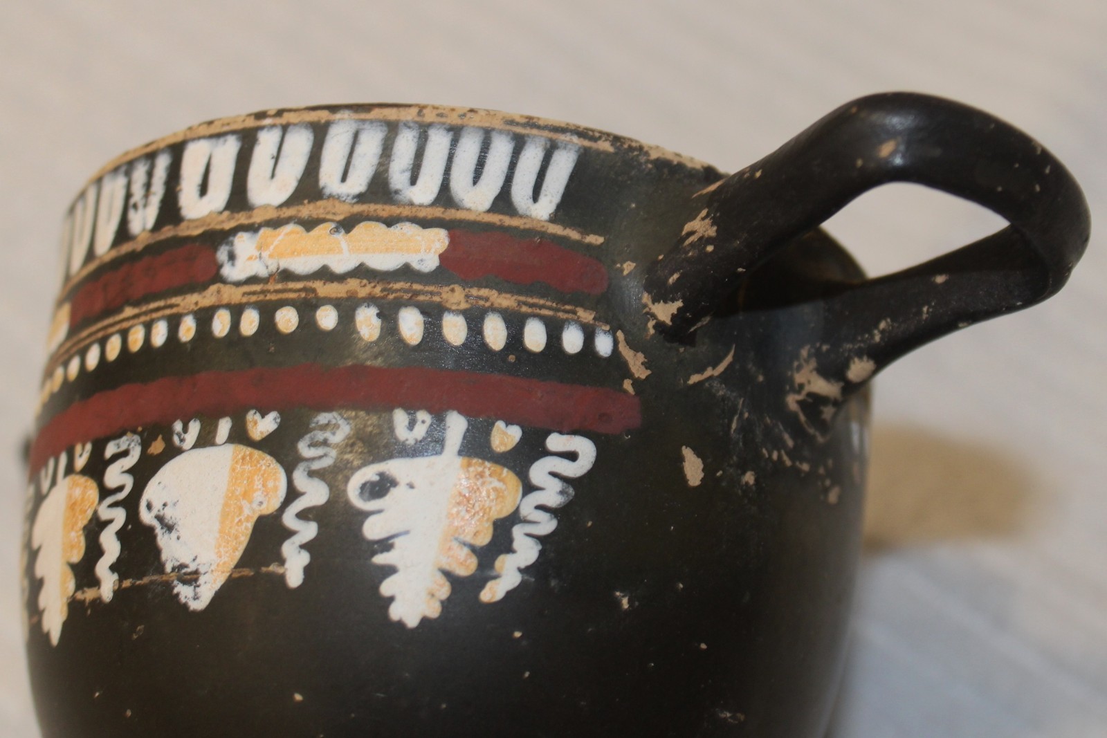 Ancient Greece Pottery Magna Graecia 6th-4th c. BC Blackware Footed Skyphos Bowl