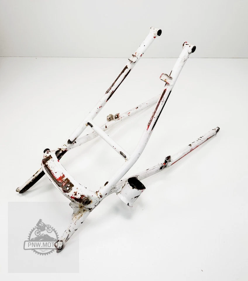 1985 Honda CR250R CR 250R OEM Subframe Rear Chassis Seat Rail Bracket Support Br - Image 3 of 4