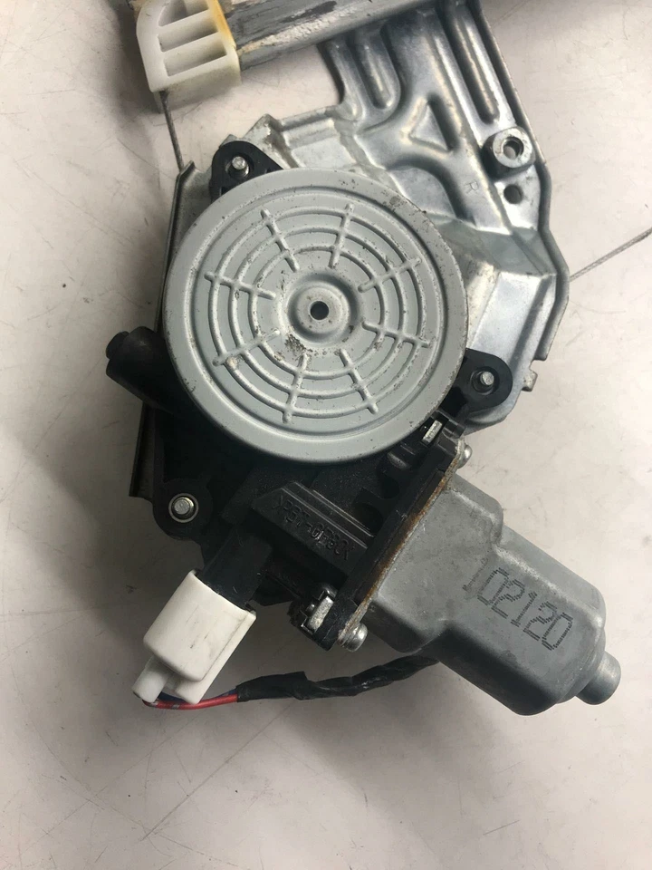 2011 HONDA FIT Front Door Power Window With Motor Regulator Right Passenger Side - Image 2 of 4