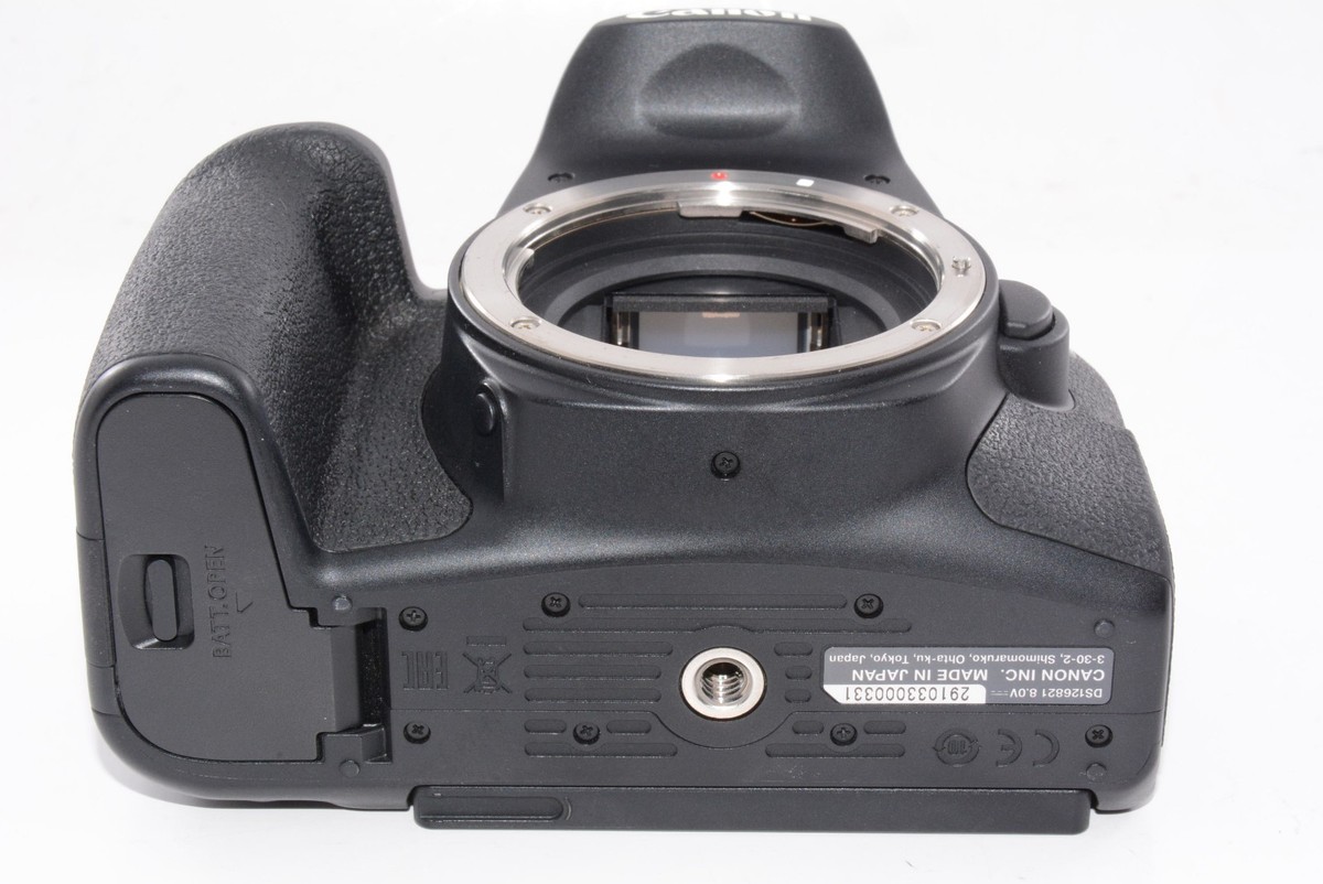 Exc+5/Less than 7000 shots]Canon EOS Kiss X10i Body From JAPAN