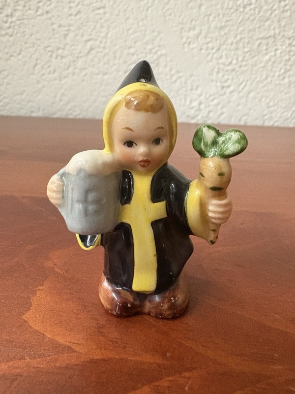 Goebel Hummel West Germany Munich Monk Octoberfest Salt Shaker