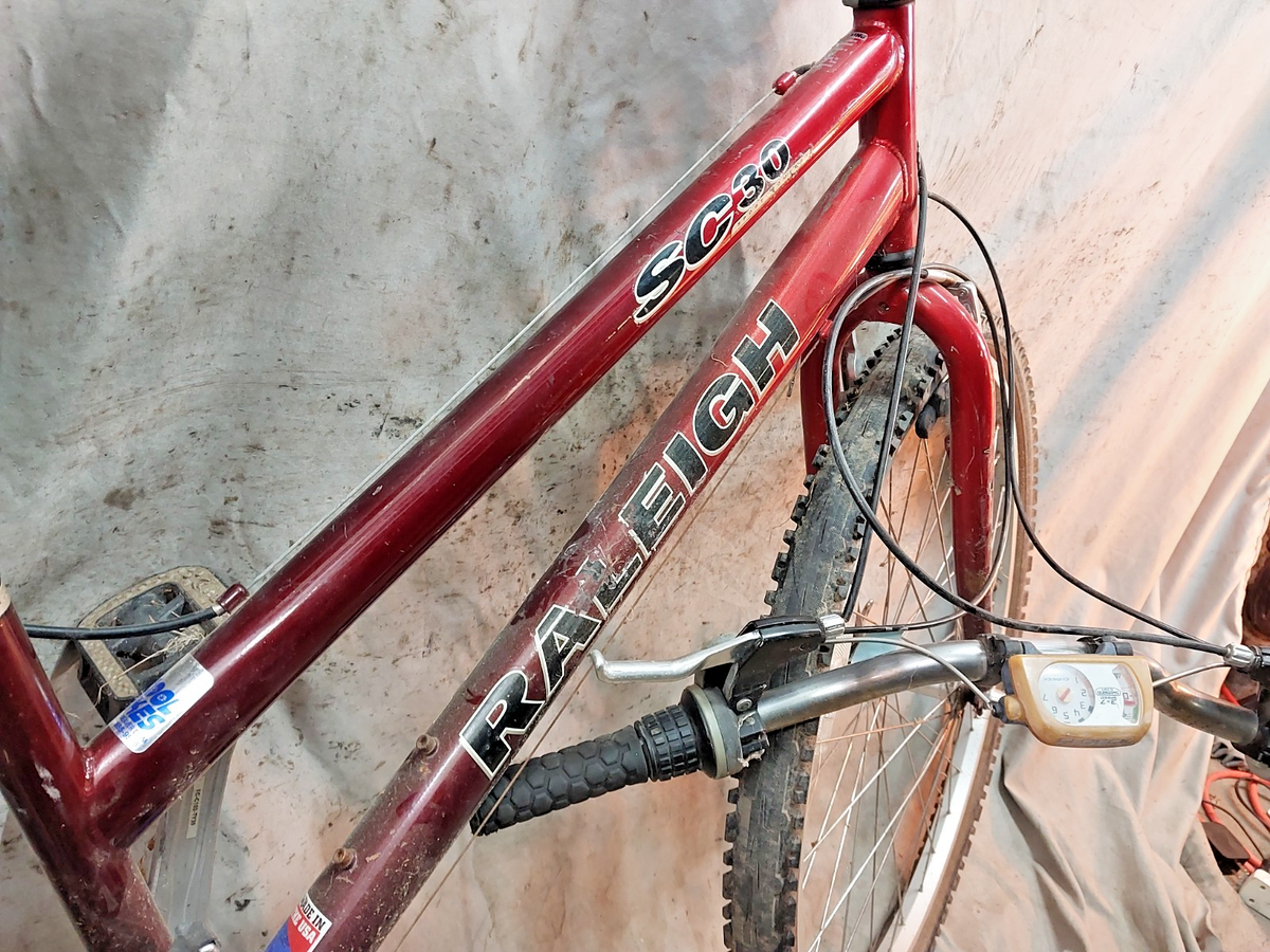 96 Raleigh SC30 Sport MTB Bike 16