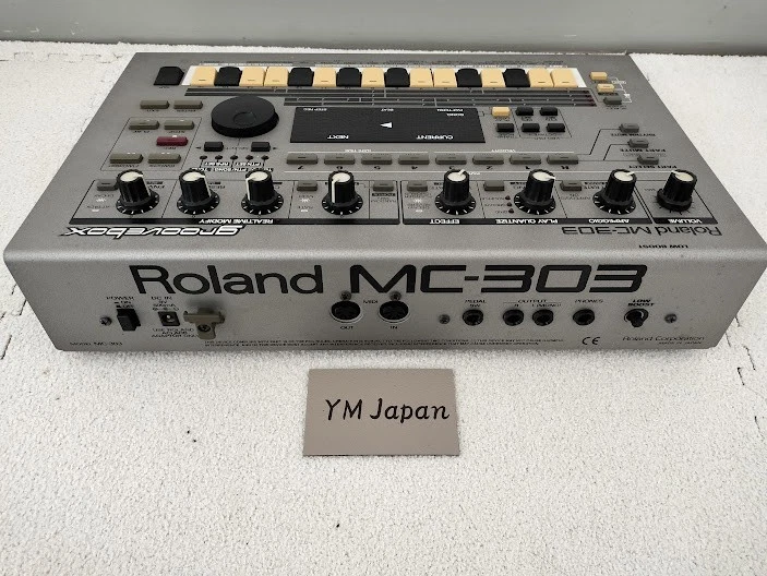 Roland MC-303 Groovebox Rhythm Machine Sequencer Mixer Music Sampler MC303 Japan - Image 3 of 4