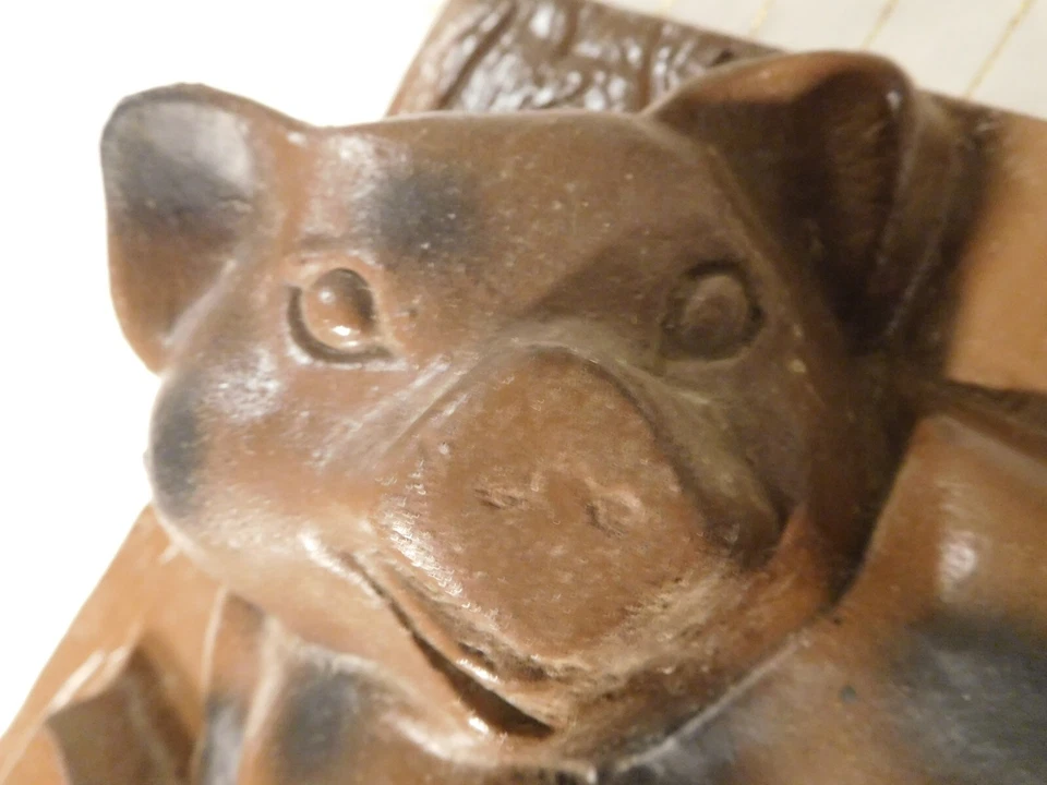 Vintage Mystery Painted PIG Sign Cast Aluminum ~ CREDIT? - Image 4 of 4