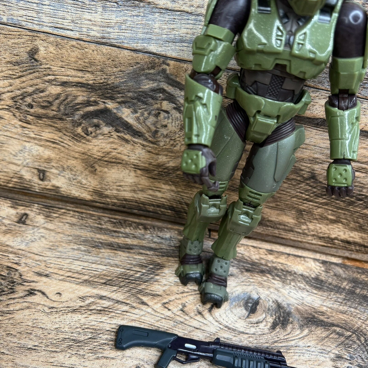 Action figure:Halo 2 Action Figure - Series 2: Master Chief with Tactical  Shotgun and Magnum - JoyRide Studios — Google Arts & Culture