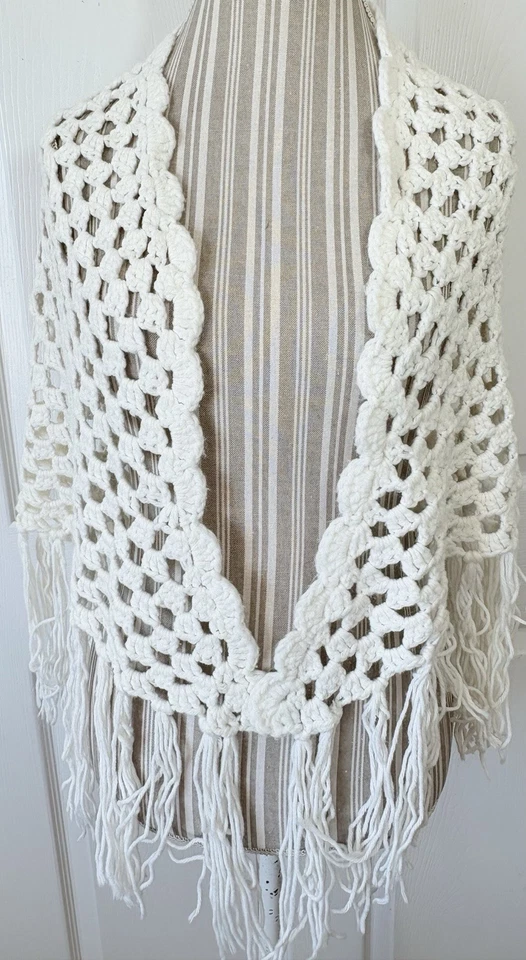 Mantón de ganchillo blanco hecho a mano vintage años 70 hippie boho abuela Foto 2 de 4