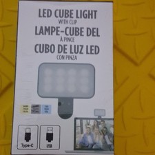 Portable LED Cube Light Clip Mount USB Type-C 12 LEDs Gray Warm Clear White