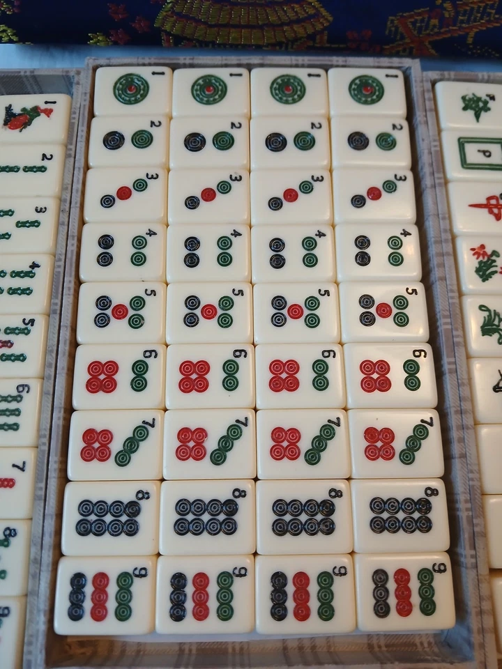 Mahjong Set 152 Tiles Blue Oriental Case Tokens Book Mahjong Jongg Rare Vintage - Image 3 of 4