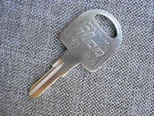 CADILLAC  ALLANTE KEY BLANK DOOR TRUNK 1987-1993