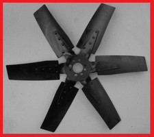 Schlepper Traktor T-150K T150K Wasserkühler Kühler Lüfter Motor ( Lüfterrad ) 