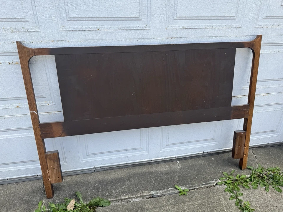 Cabecero MCM Brasilia para cama Queen completa años 60 Broyhill Mid Century moderno Foto 3 de 3