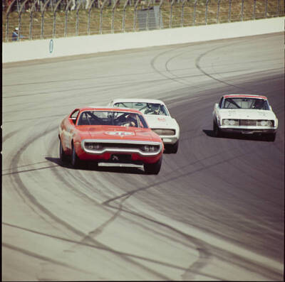 Fred Lorenzen of Ray Nichels STP team a '71 Plymouth Roadrunne- 1971 Old Photo 1