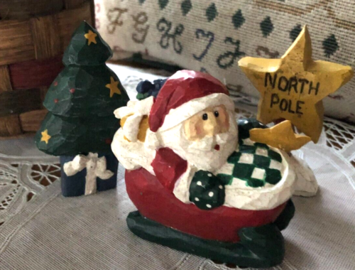 MIDWEST - EDDIE WALKER - 3 PIECE SMALL SET - SANTA , NORTHPOLE SIGN, TREE - Picture 1 of 1