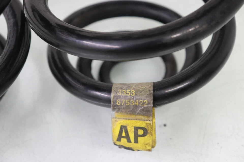 BMW Z3 2001 2,5 ROADSTER SUSPENSIÓN TRASERA MUELLE HELICOIDAL IZQUIERDA Y DERECHA 46 K MILLAS Foto 4 de 4