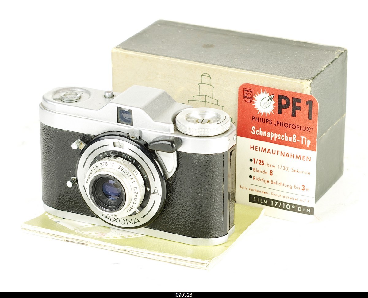 Zeiss Ikon VEB Taxona 24x24 Film Camera Tessar 3.5/37.5cm T w/ Box