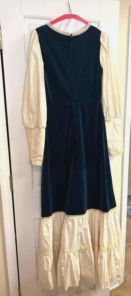 Vintage 1970s Gunne Sax Jessica dress Size 9 Blue Velvet Muslin Prairie CLEANED - Image 2 of 4