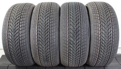 4 x 235/45R18 98H Winterreifen Goodyear Ultra Grip Performance 3 AO 2022 XL