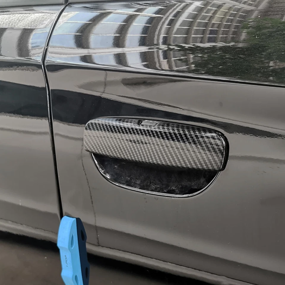 Cubierta de moldura de manijas de puerta estilo fibra de carbono apta para Dodge Challenger 2015-2023 Foto 4 de 4