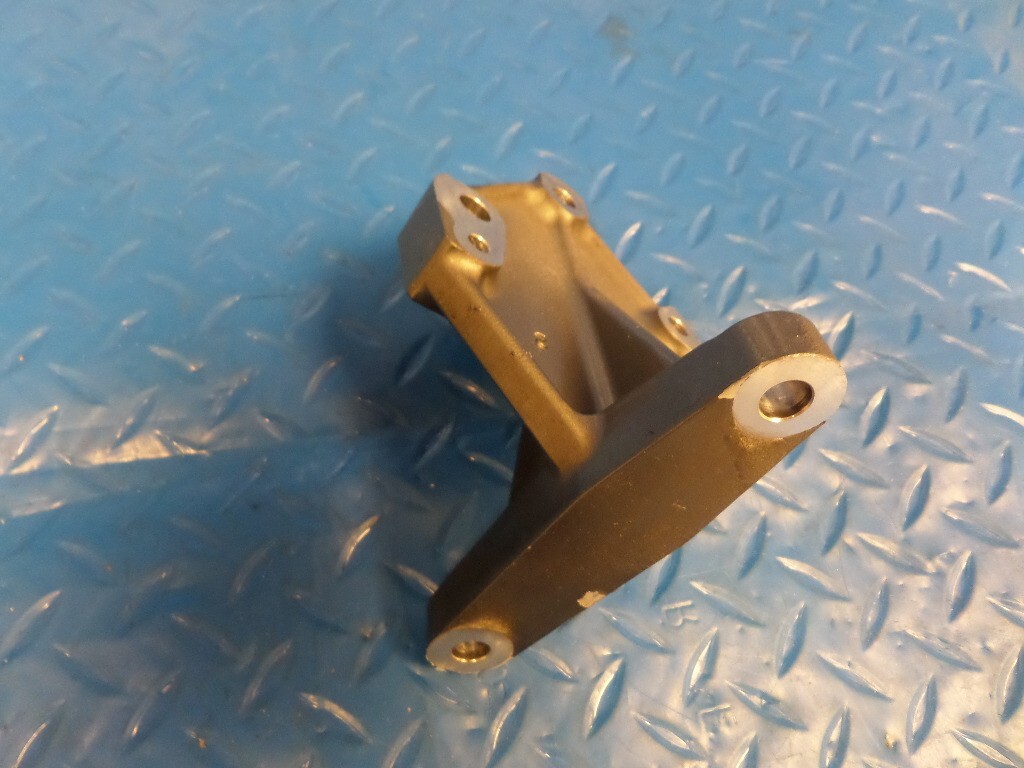 Yanmar 8LV370 Marine Diesel Inter Cooler BRACKET 119798-18550 | eBay