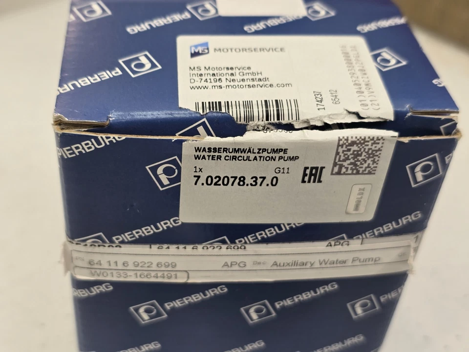 Nueva bomba de agua auxiliar eléctrica Pierburg 7.06033.44.0 para BMW 550i 650i - OEM Foto 3 de 4