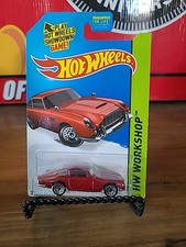 HOT WHEELS 2013 - Red Aston Martin 1963 DB5 - HW WORKSHOP 245/250 - DIE CAST TOY