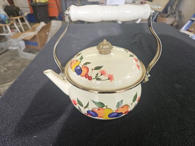 GAS ELECTRIC INDUCTION VITROCERAMIC TEA KETTLE. (AGE UNKNOWN)