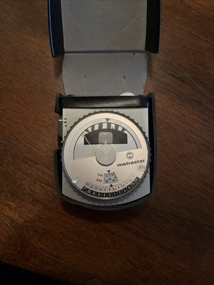 Metrastar hand-held light exposure meter