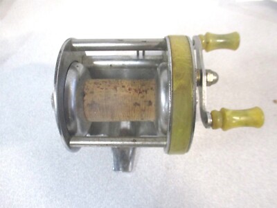 Vintage Great Lakes Fishing Reel Model No. C-60 Lexington Mich USA