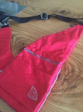 TRAVELON ANTI THEFT CROSSBODY SLING MULTI POCKET EXPANDABLE RED