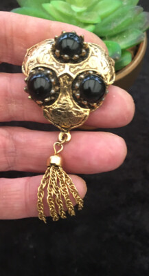 Kunsthandwerk Stil Vintage Modeschmuck Brosche Ormolu Granat ? Glas ? 