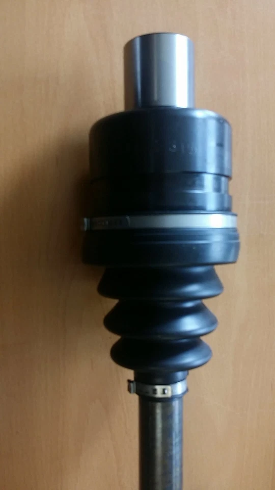 Ford Taurus 1990-1995 Lincoln 1988 and Mercury 1992-1995 axle (pair) - Image 2 of 4