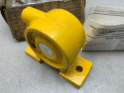 NEW IN BOX GLOBAL MANUFACTURING CS35 INDUSTRIAL VIBRATOR 10054