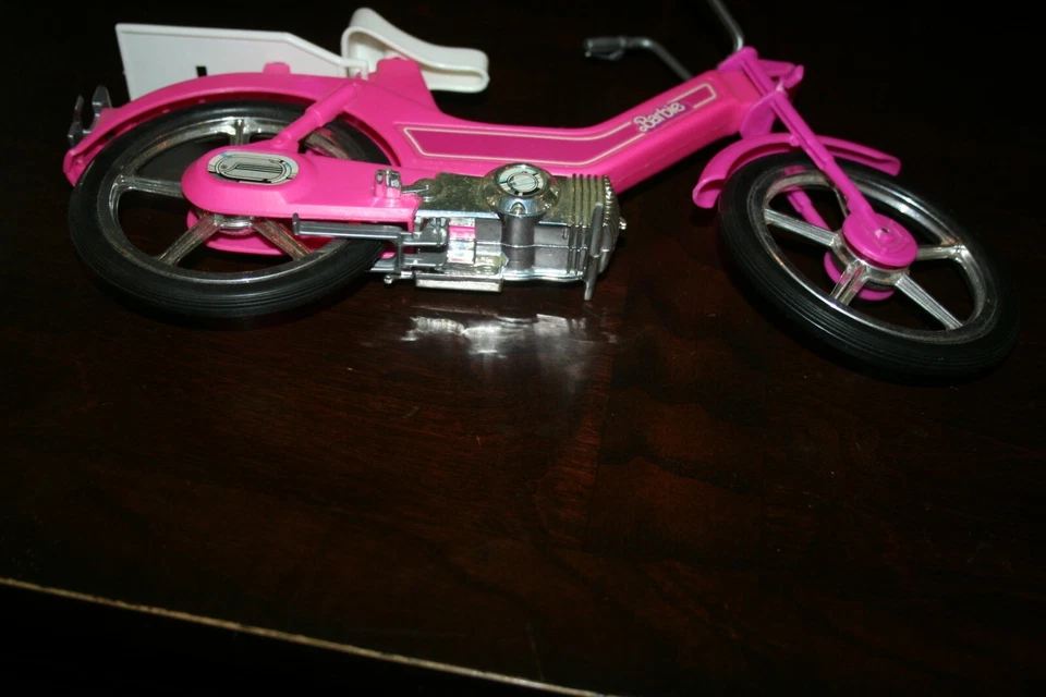 Muñeca Barbie Mattel vintage 1983 bicicleta/ciclomotor-usada-no completa Foto 4 de 4