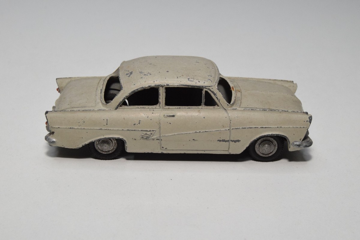 空箱 MARKLIN 8027 FORD TAUNUS 17M フォード タウヌス メルクリン 箱のみ 西ドイツ製 ＊イレ Marklin Ford Taunus 15M