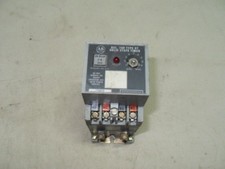 1  Allen-Bradley 700-RT11N110A1 RELAY