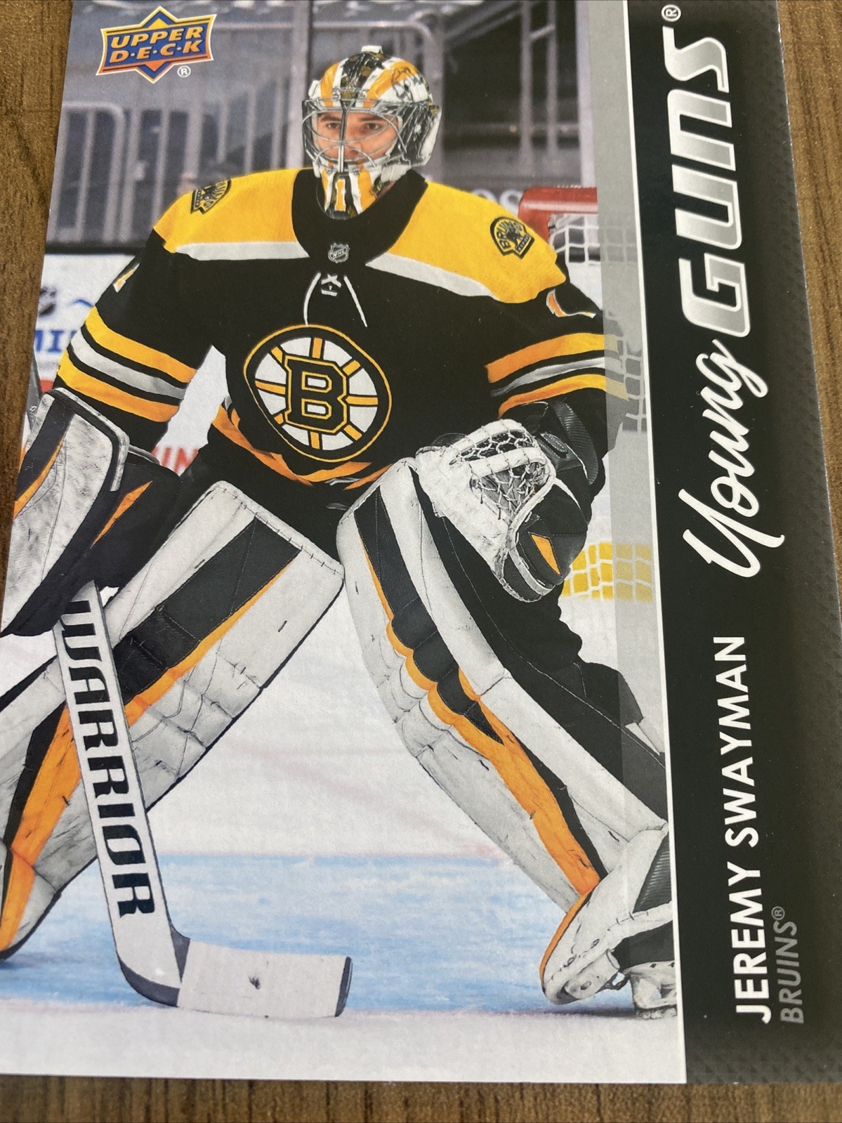 2021-22 Upper Deck Series 1 - Young Guns Jeremy Swayman #226 Jumbo (RC)