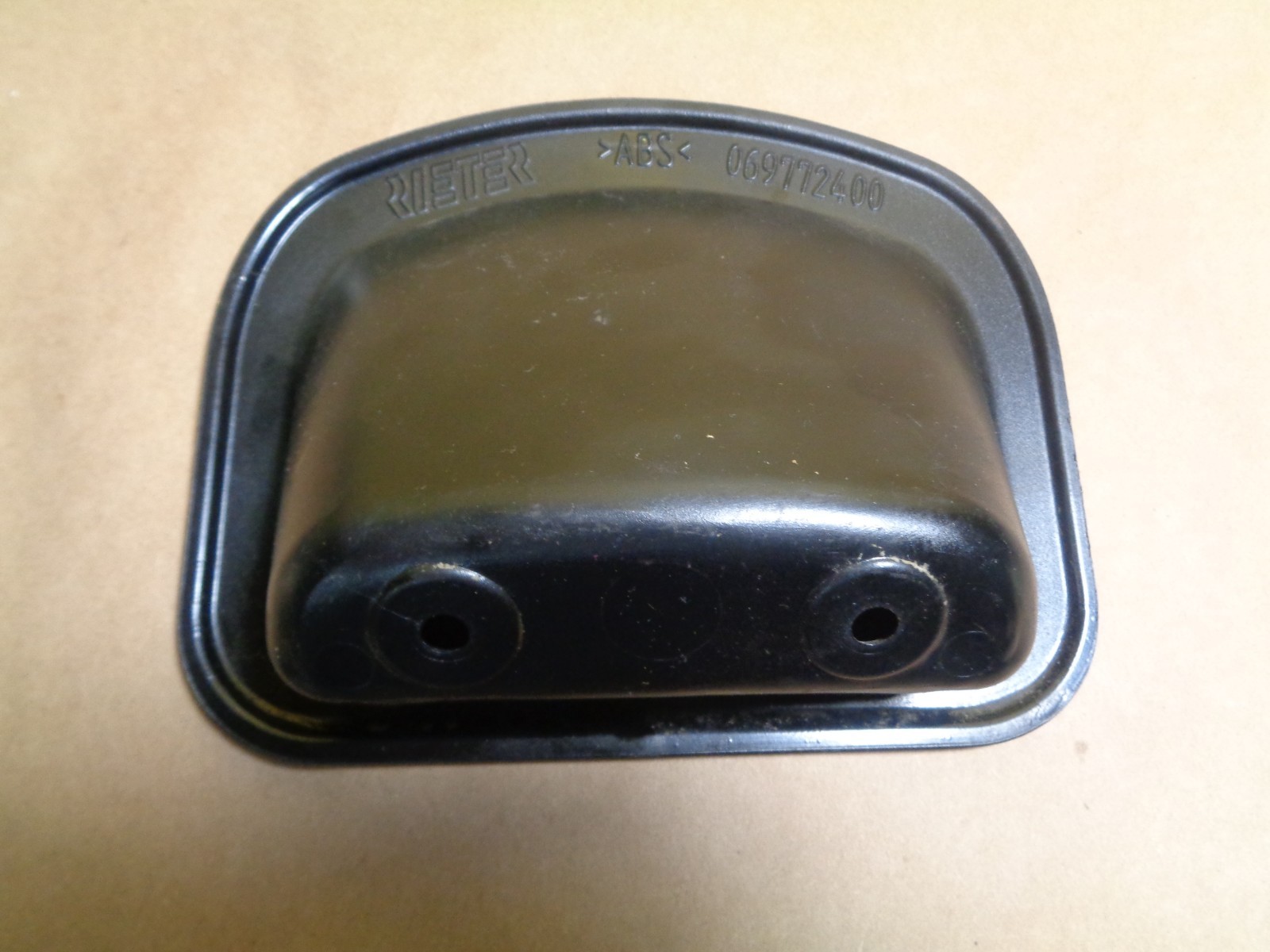 Ferrari California   Trunk Closing Handle   Part# 69772400