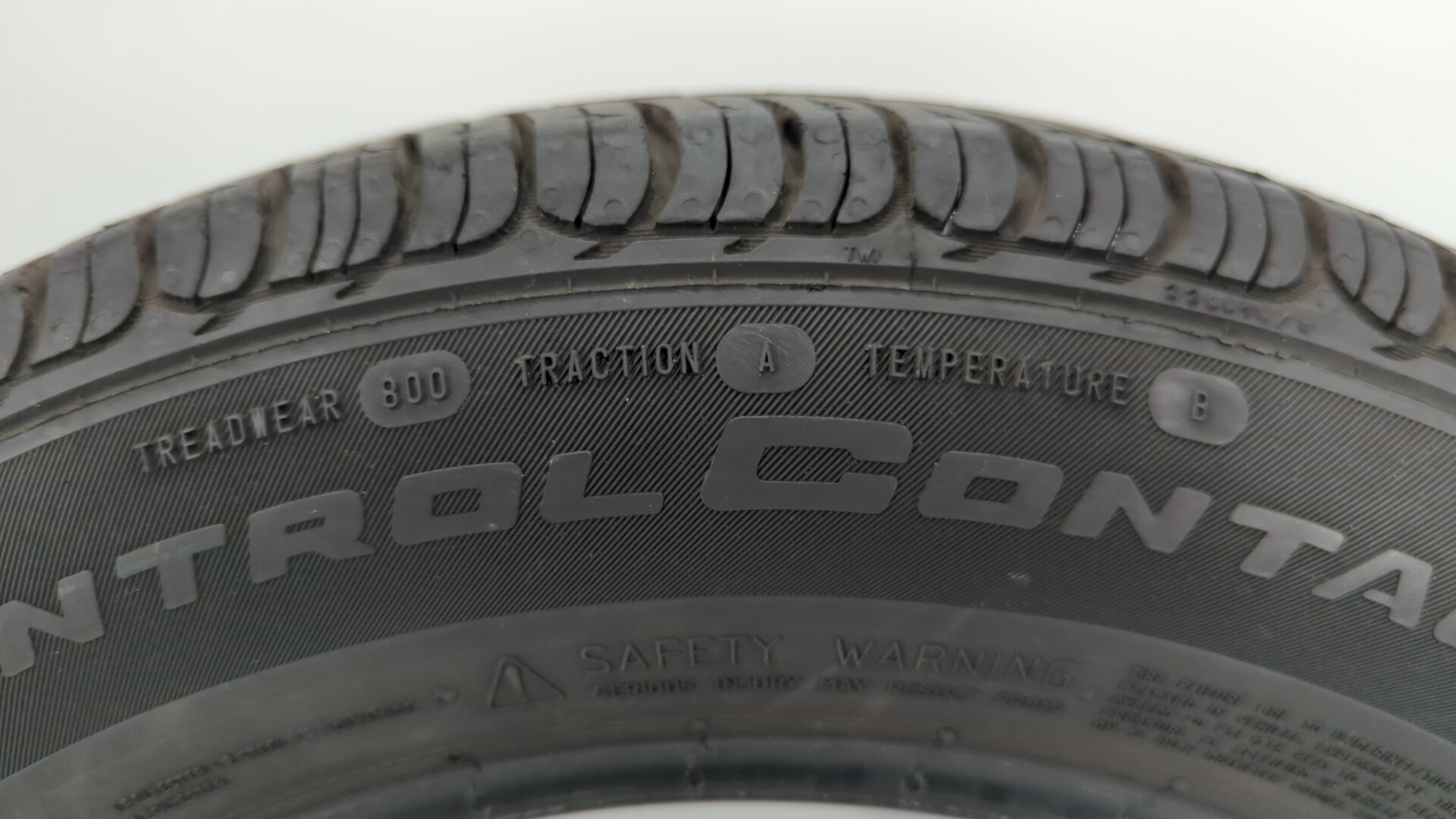 Used Tire 185/65R14 CONTINENTAL CONTROL CONTACT TOUR A/S 86T All Season