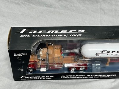 DCP 1/64 Limited Edition Farmers Oil Peterbilt 389 & Propane Tank