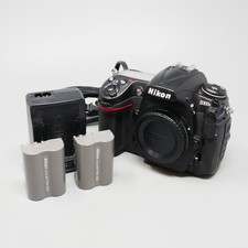 Nikon D300s 12.3MP Digital Camera Body