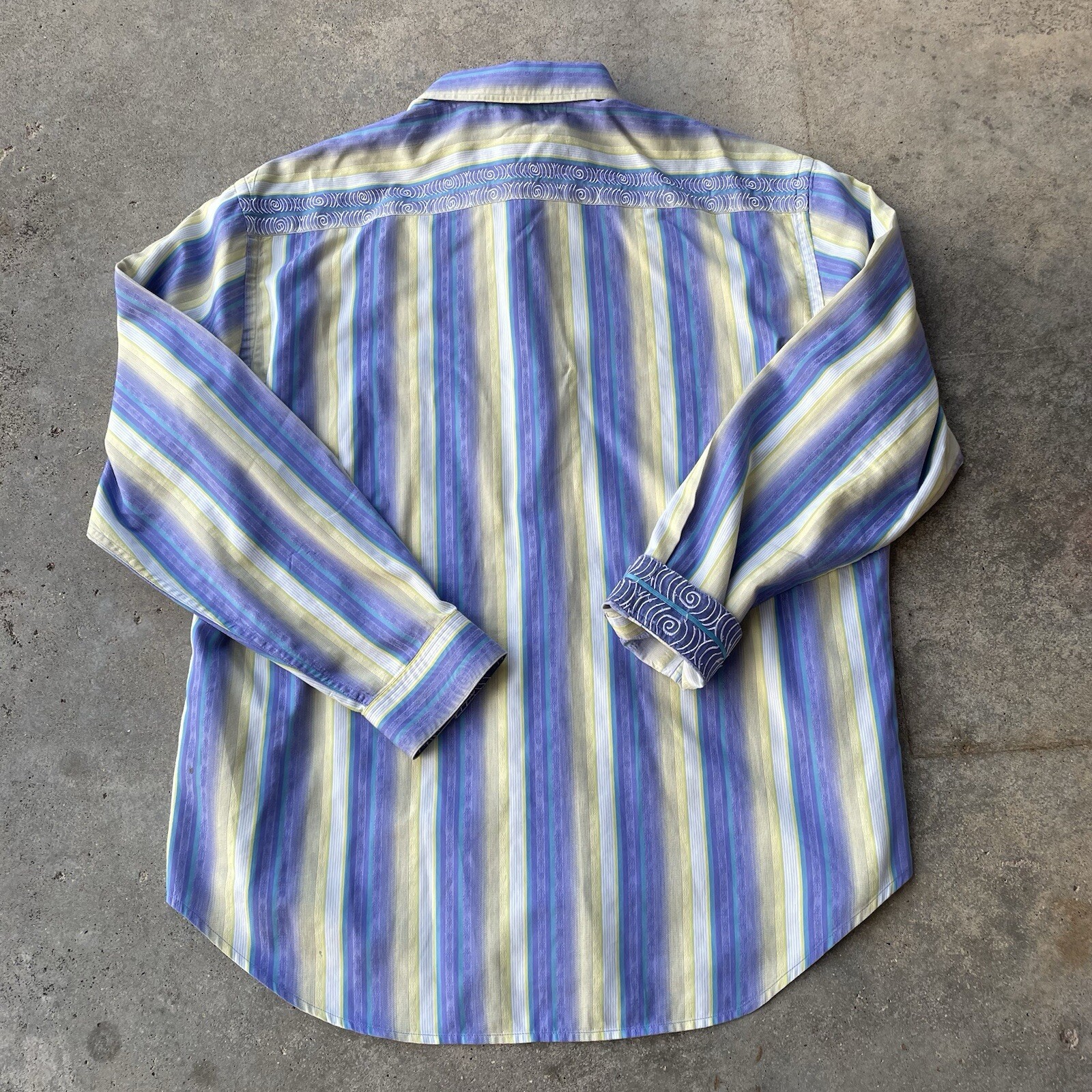 Robert Graham Button Down Shirt Collared Cotton S… - image 8