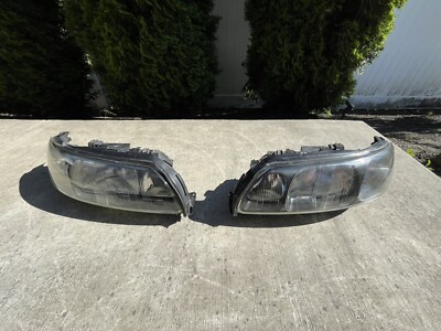 Volvo 2002-05 V70 XC70 S60 Front Glasses Headlights Lamp HALOGEN Valeo OEM 1Pair